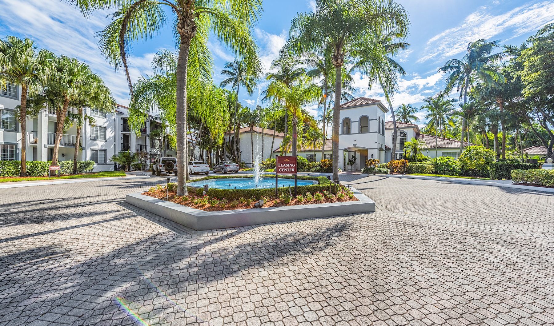 Exterior view of the leasing office stratford kendall fl